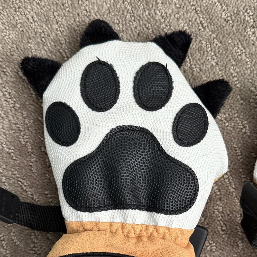 Kids Tiger Mittens - Orange and Black - Picture 5 of 9